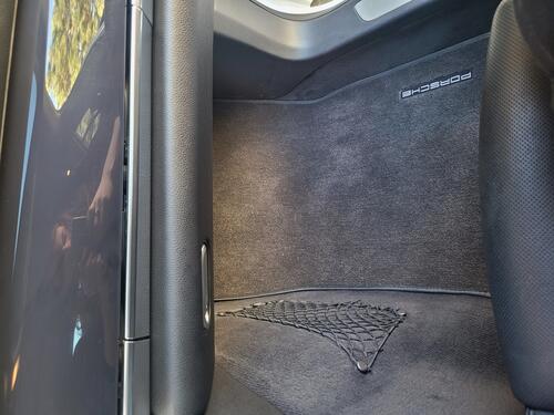 Porsche Panamera interior shot 14