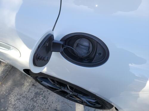 Porsche Panamera exterior 38