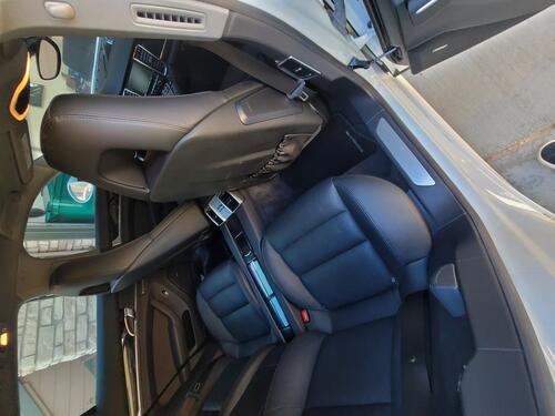 Porsche Panamera dash 5