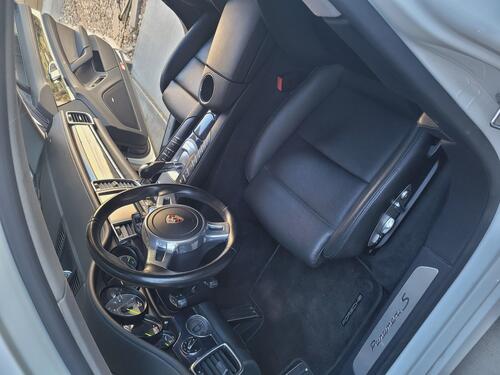 Porsche Panamera interior shot 1