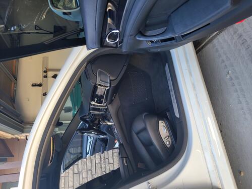 Porsche Panamera interior shot 6