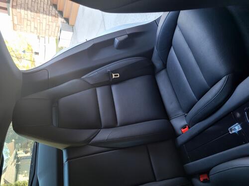 Porsche Panamera seats 9